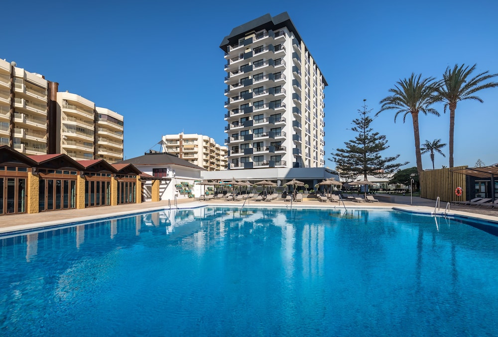 Occidental Fuengirola 8/45