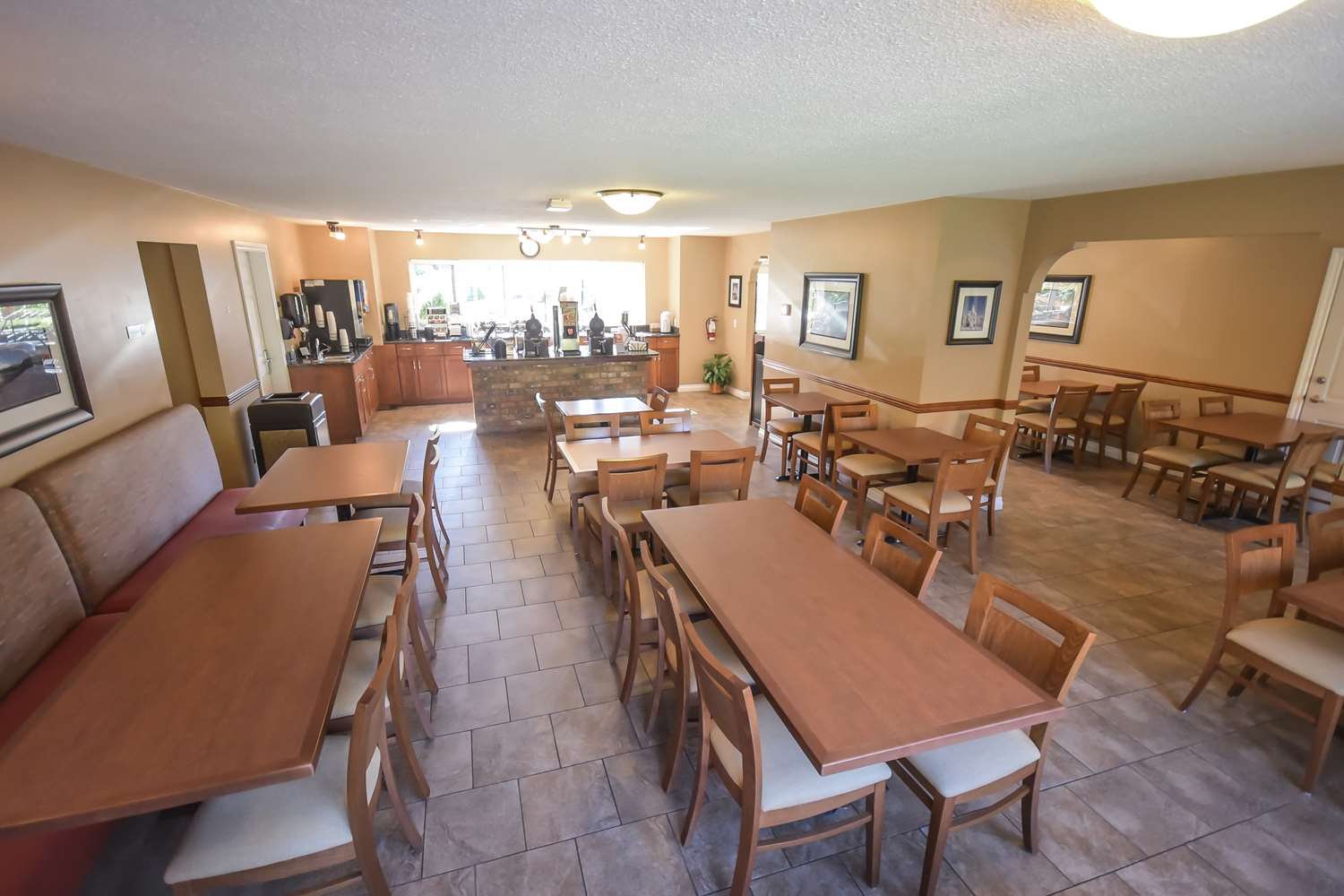 Best Western Sicamous Inn 14/30