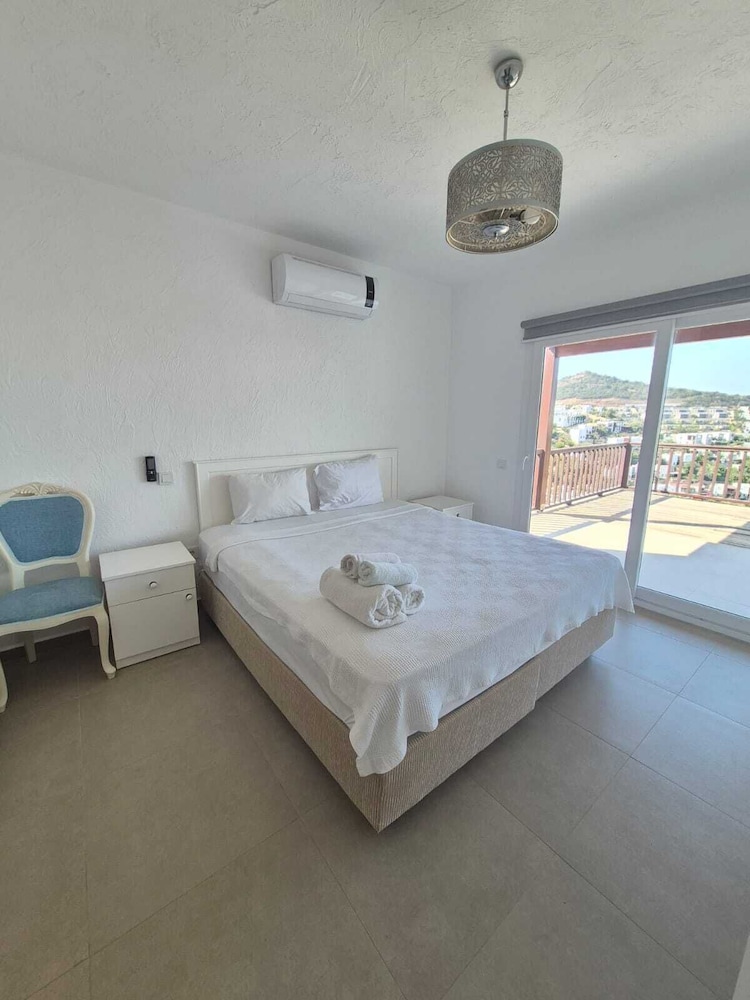 Ibak Sunny Houses 17/50