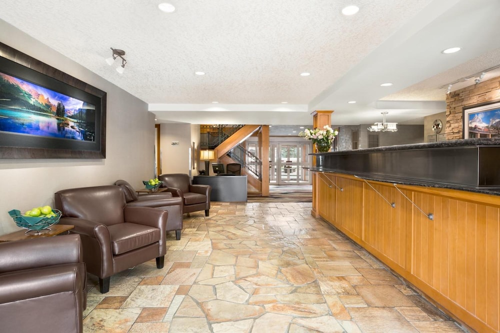 Canmore Inn Suites 1/24