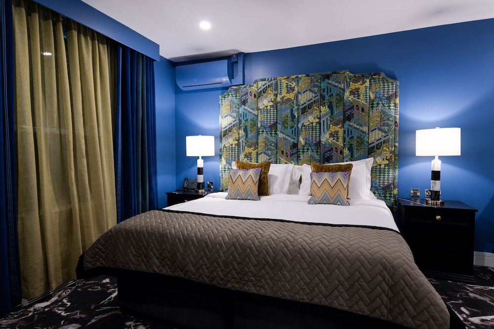 Elephant Rock Hotel 9/40