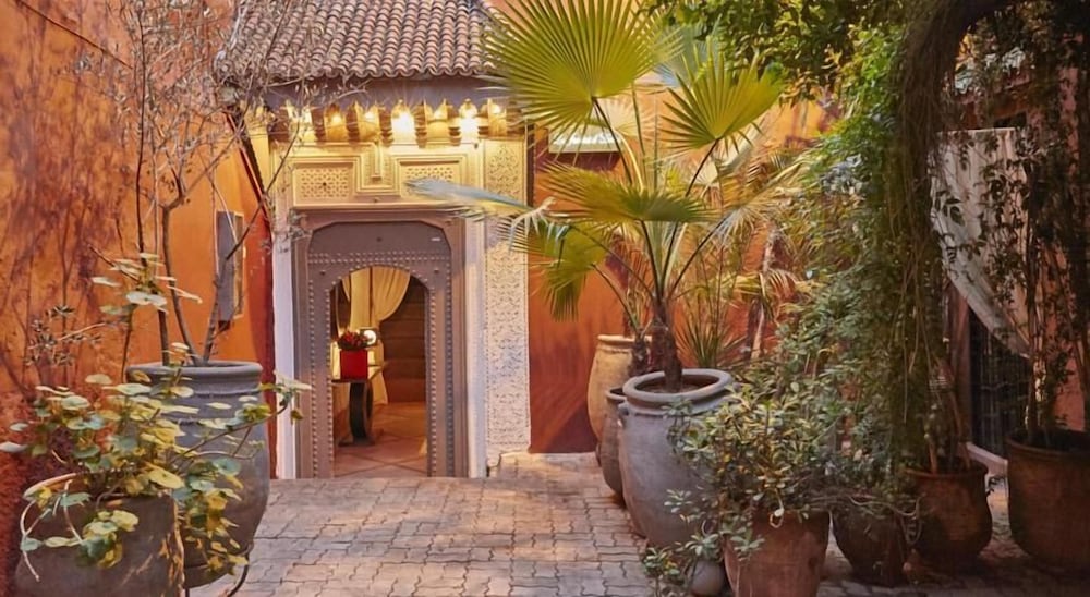 LES JARDINS D HENIA RIAD AND HAMMAM 32/36