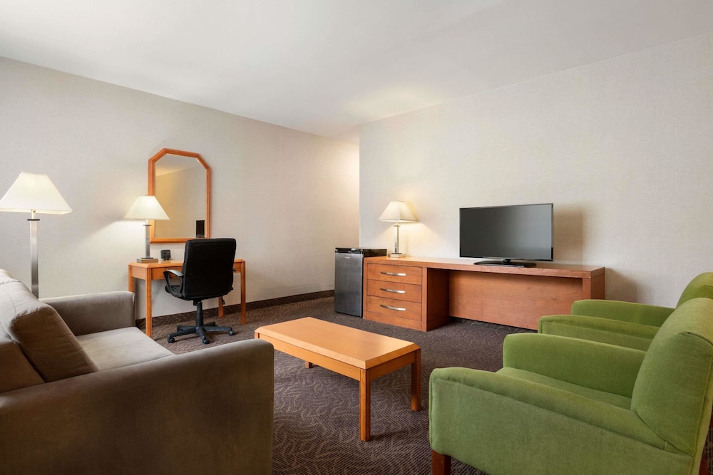Ramada Plaza By Wyndham Montreal 36/60