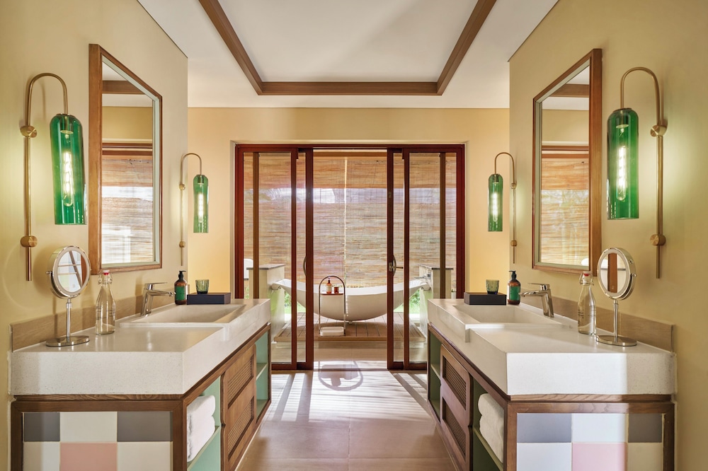 voco Quang Binh Resort 50/50