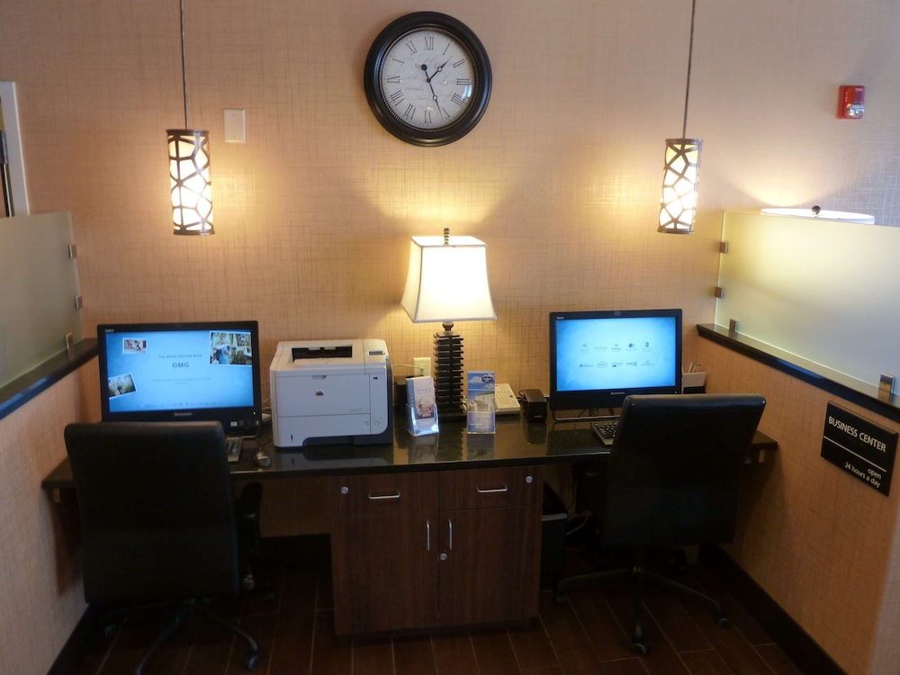 Hampton Inn Castle Rock 48/58