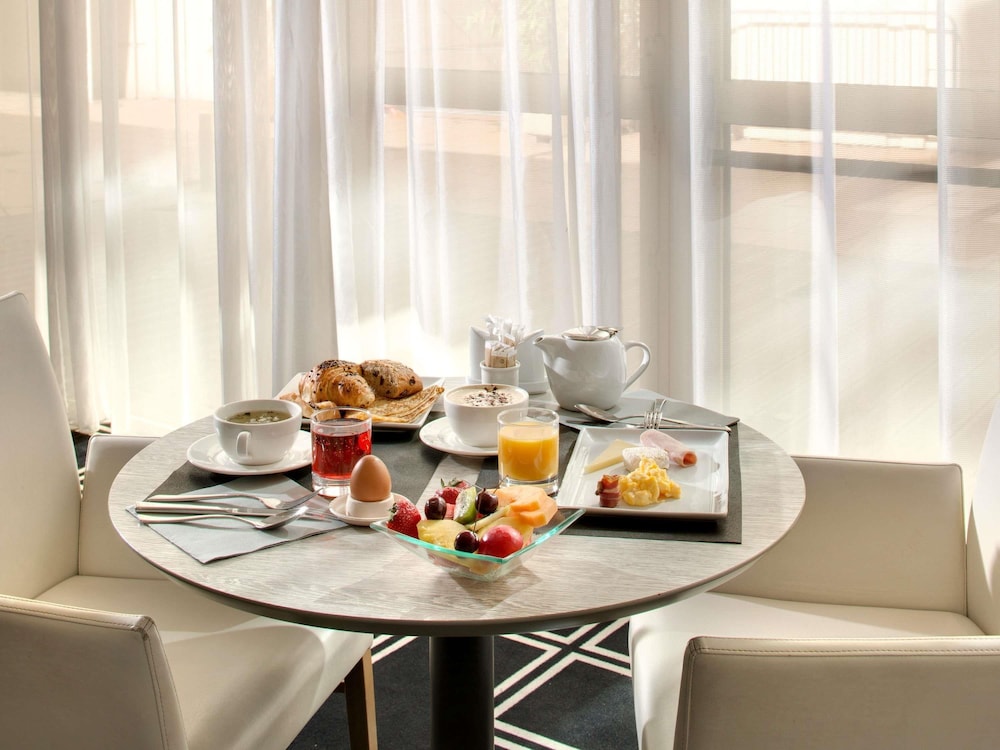 Hotel Mercure Montpellier Centre Antigone 46/74