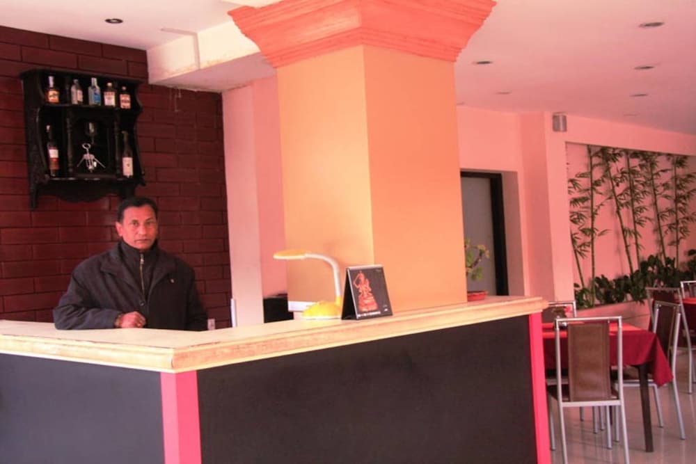 Hotel Shakti 6/15