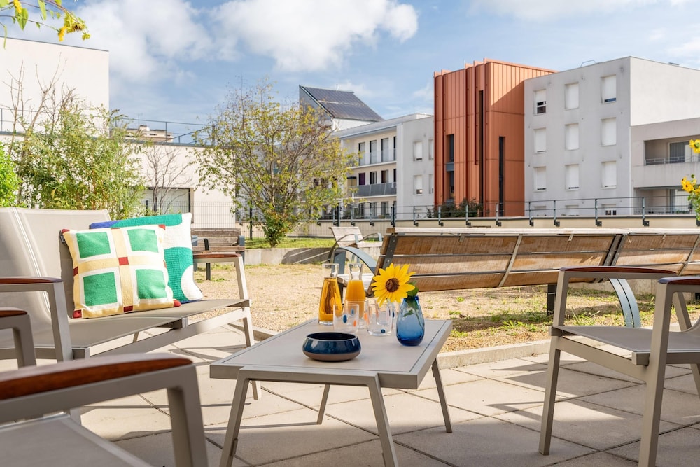 Quality Aparthotel Bourgoin-Jallieu 14/20