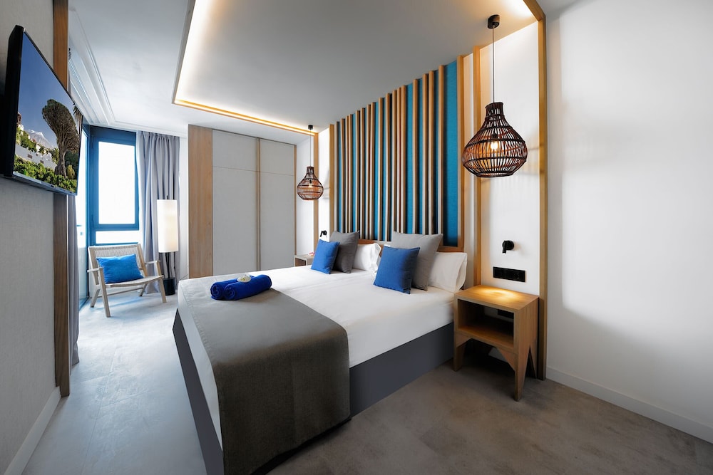 HOVIMA Suites Costa Adeje 25/64