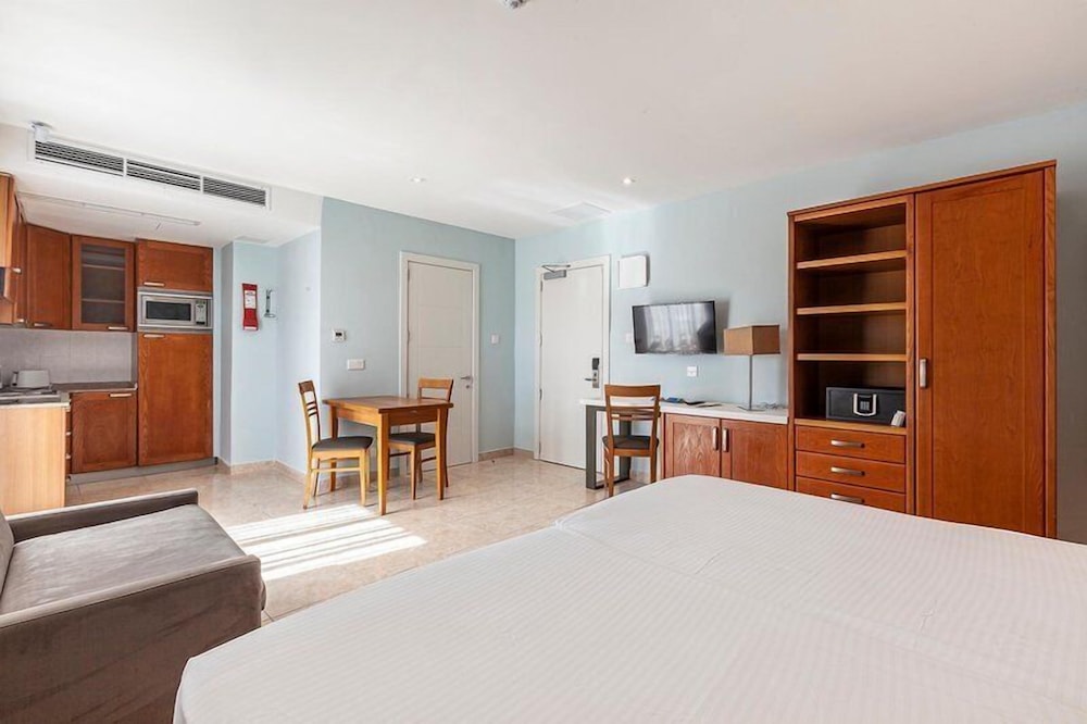 Apartment, Twin Beds, Sea View, Sofa, Balcony