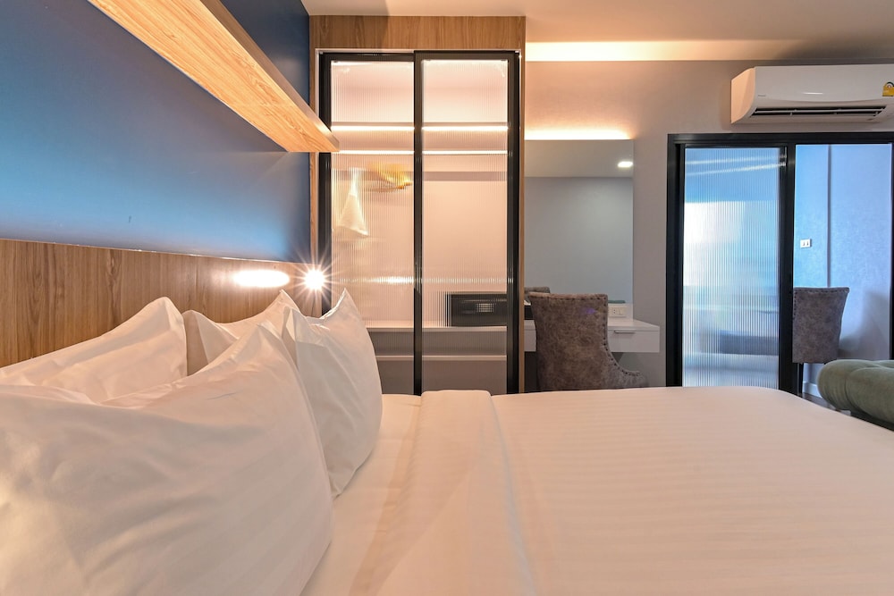 PREMIER, DOUBLE BED