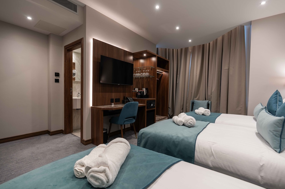St Mark Hotel 24/50
