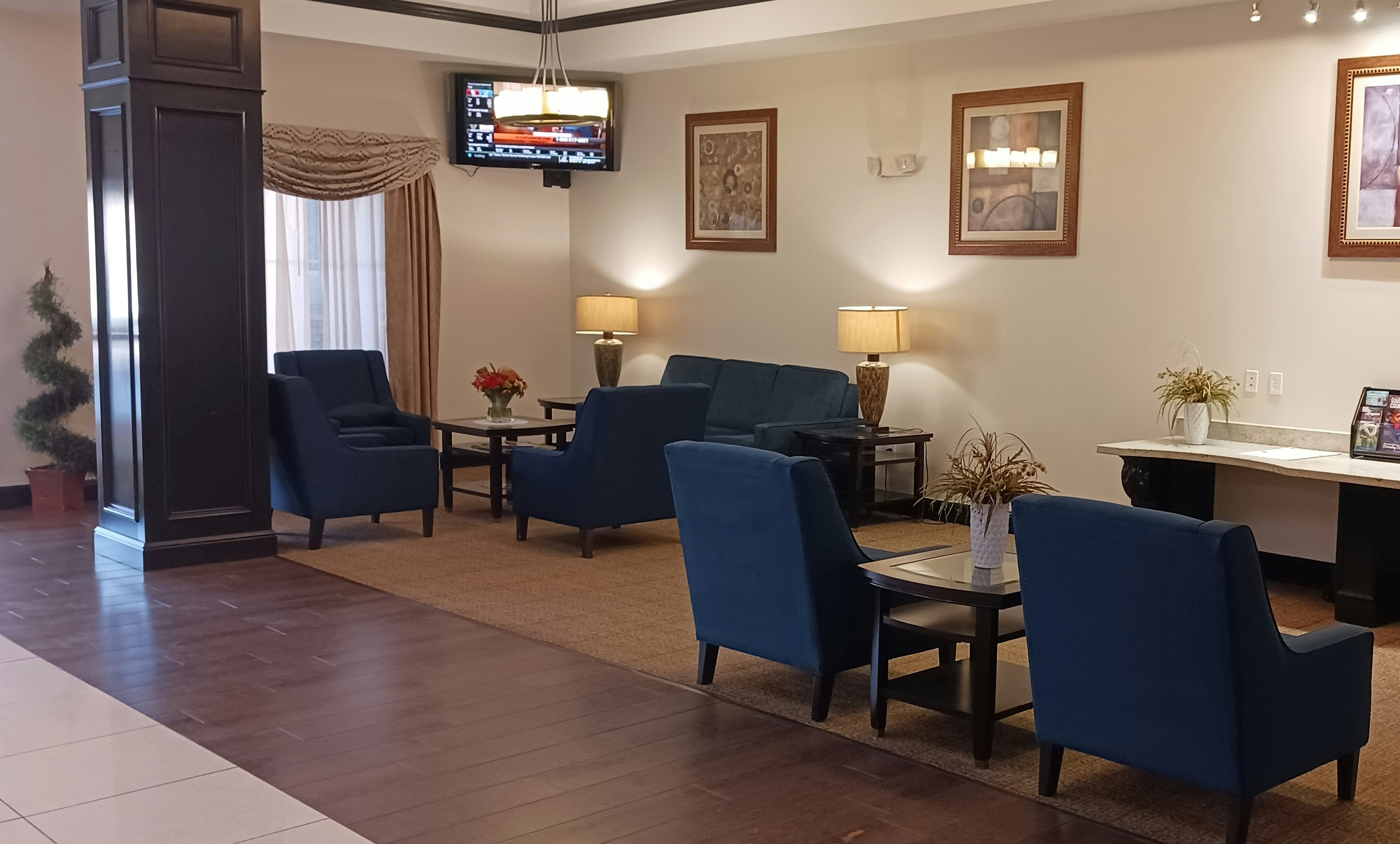Red Roof Inn and Suites Longview 19/26