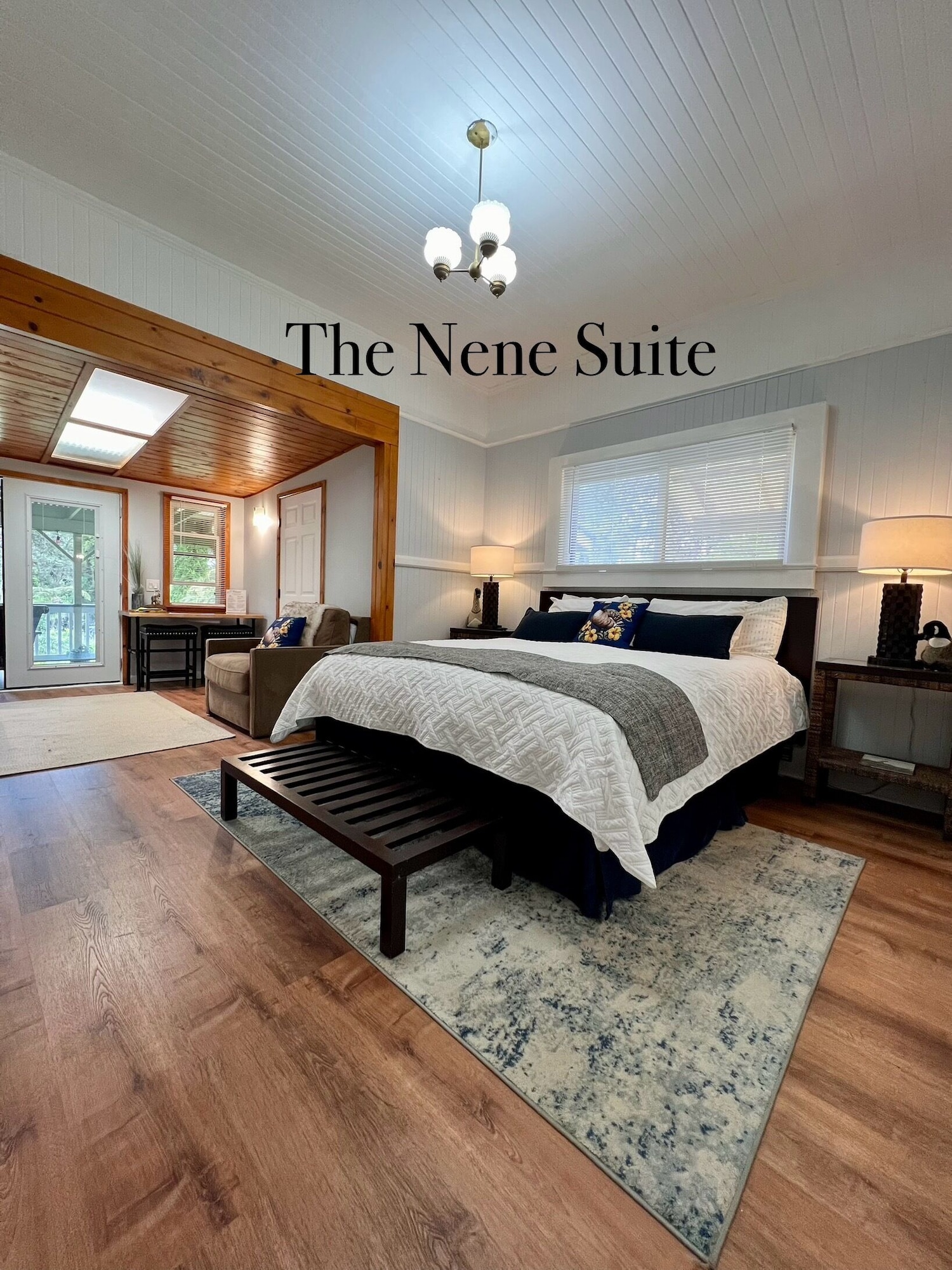 LANAI, STUDIO, KING BED, KITCHENETTE, TWO STORY