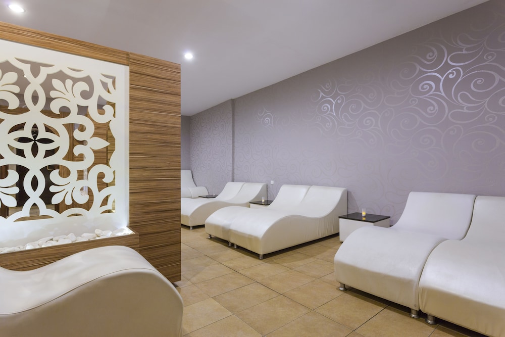 Hotel Turan Prince 13/50
