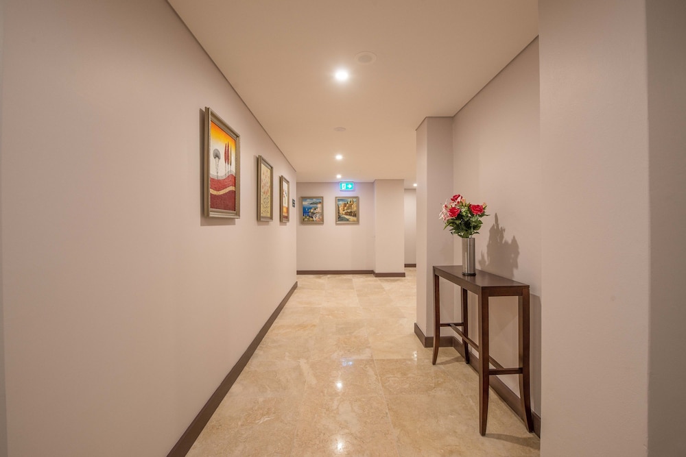 MEGABOOM CITY HOTEL 10/54