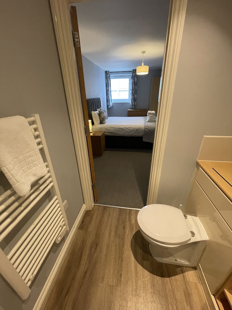 Belgrade Plaza Serviced Apartments 47/50
