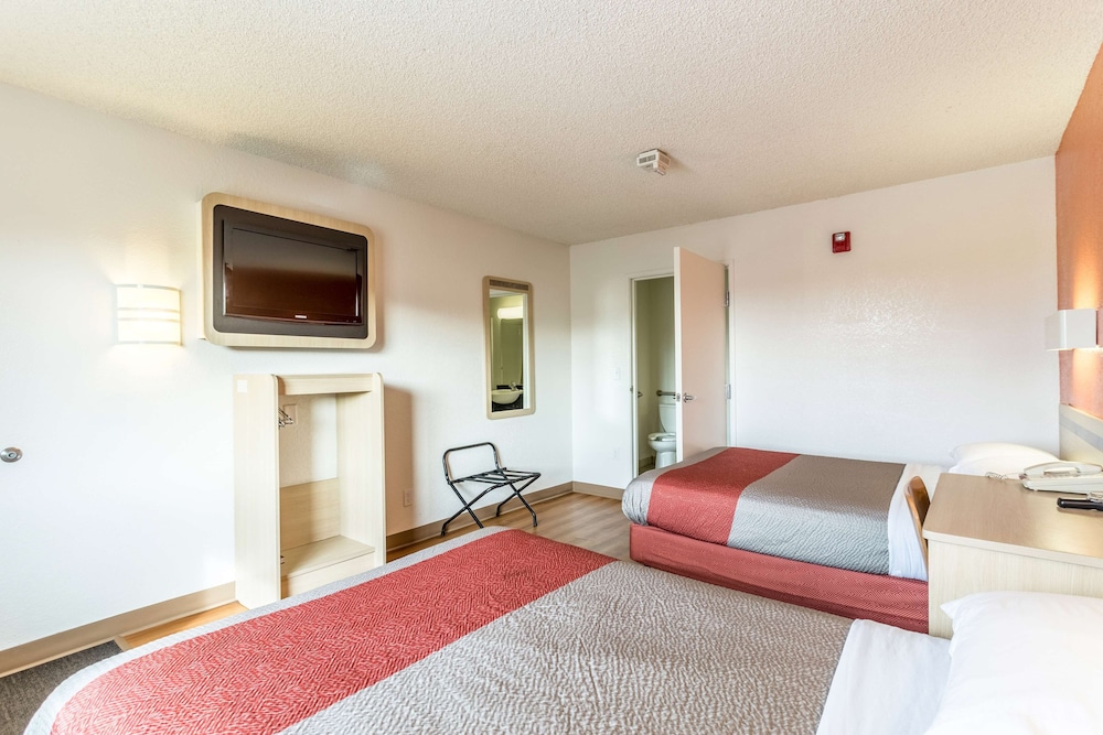 Motel6 Albuquerque, NM - South - Airport 21/33