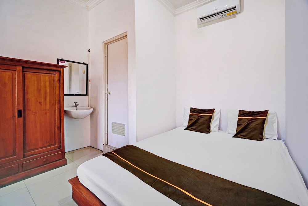 Hotel O near UNISLA formerly Homestay Bougenville 9/44
