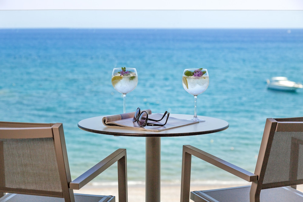 Amada Colossos Resort 50/75