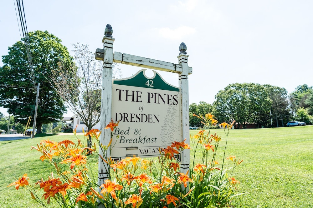 The Pines of Dresden Bed and Breakfast 3/50