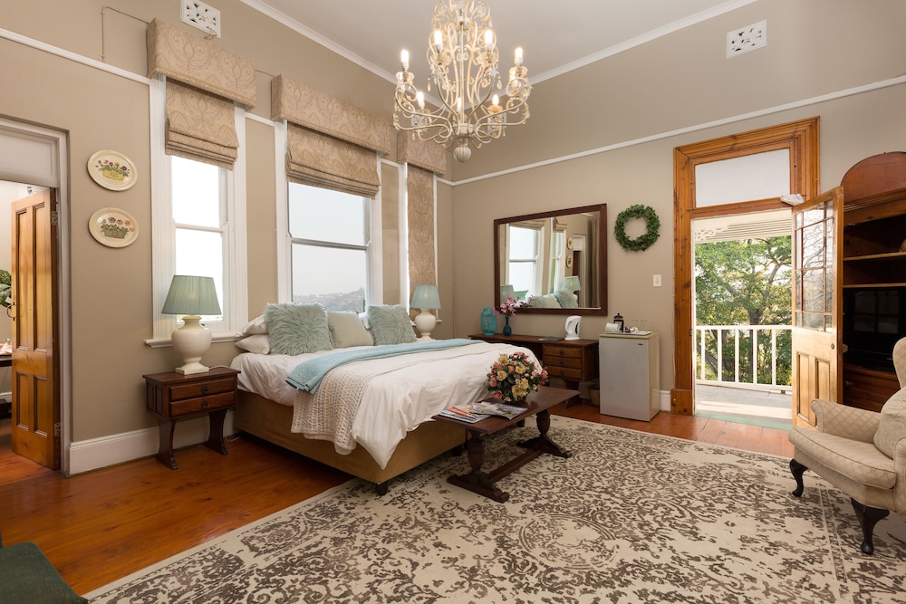 Royston Hall Guesthouse 12/32