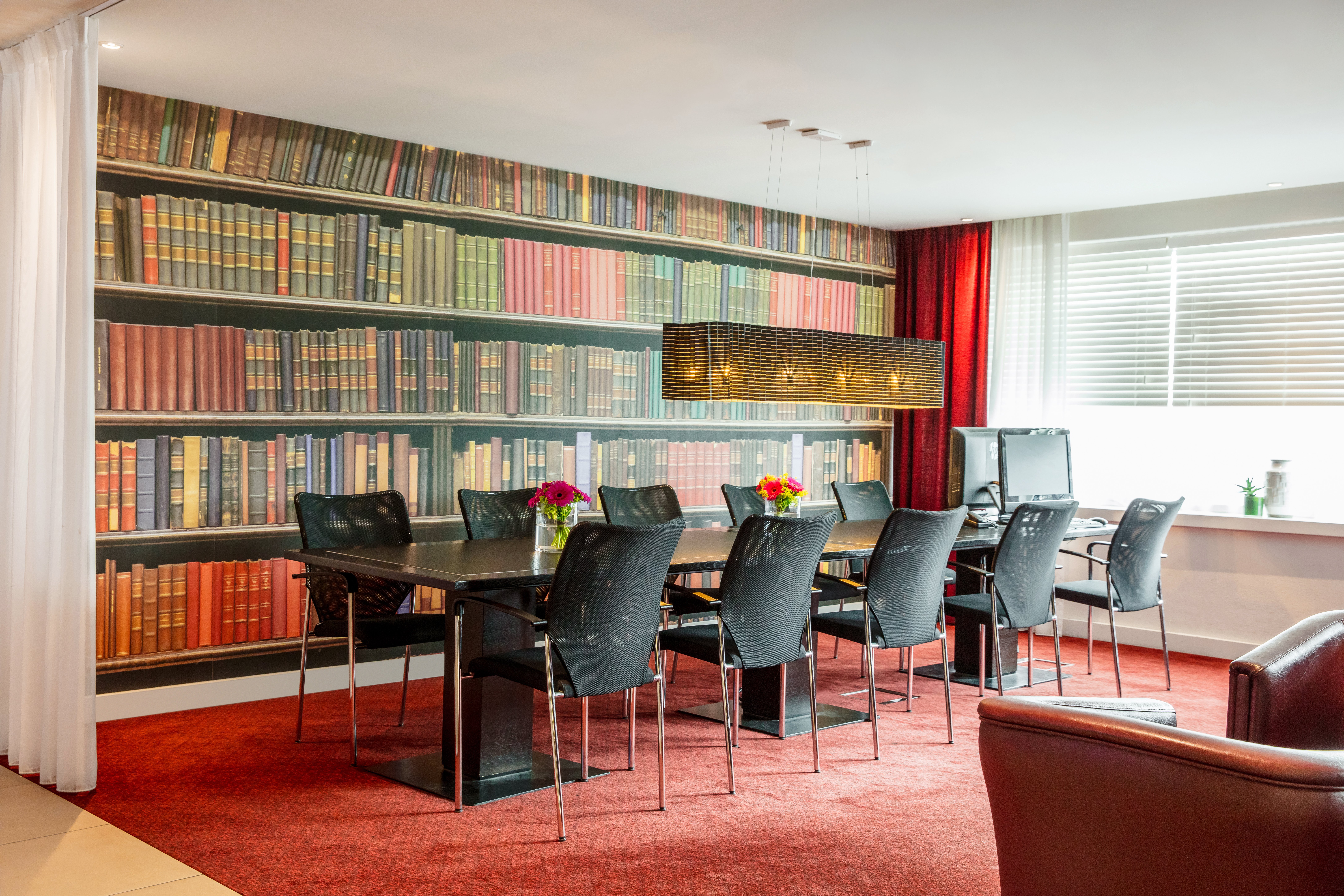 Holiday Inn Express Amsterdam Sloterdijk Station 25/27
