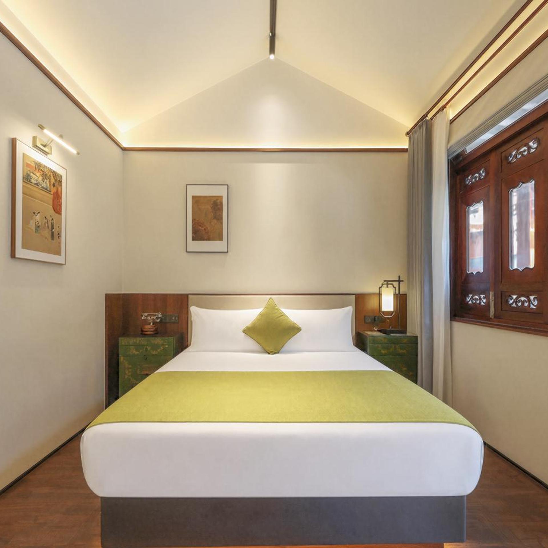 Room, Double Bed, Courtyard View