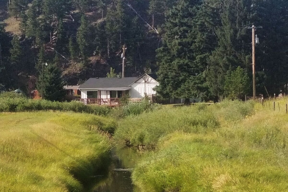 Freedom Ridge Cabins 43/54