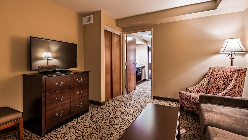 Best Western Plus Intercourse Village Inn & Suites 34/46