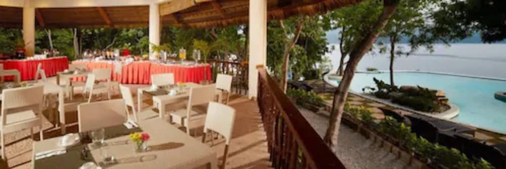 Bluewater Sumilon Island Resort 33/50