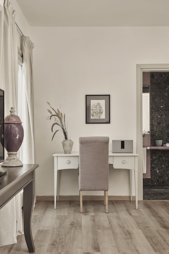 Yria Boutique Hotel & Spa 5/74