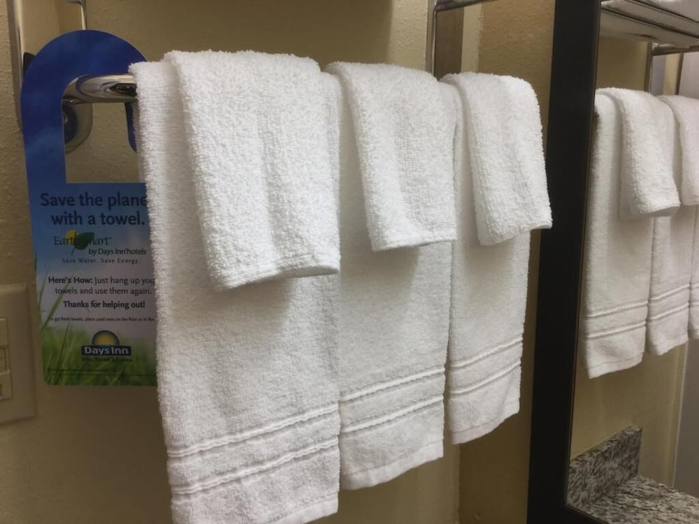 Days Inn By Wyndham North Columbia Ft Jackson 27/50