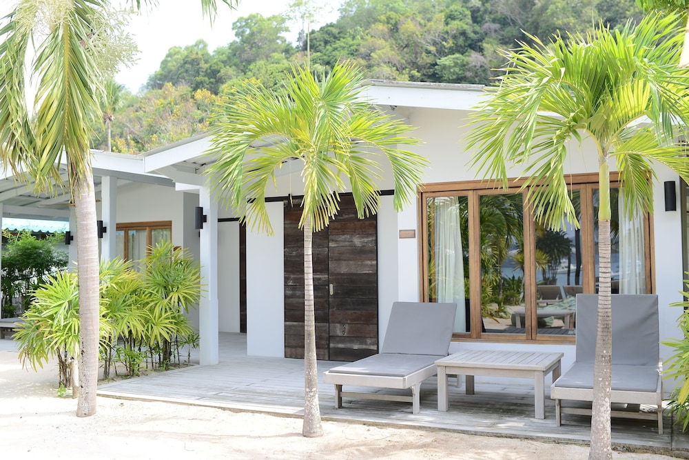 The Cove Phuket 1/50