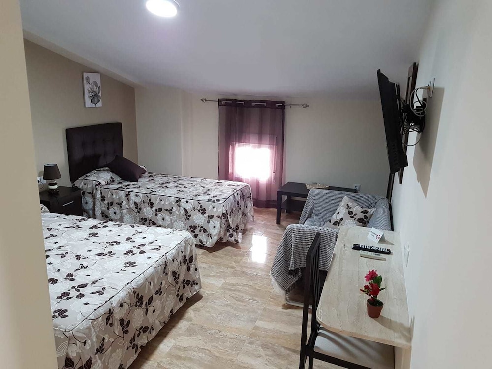 Hostal Malaga 20/50