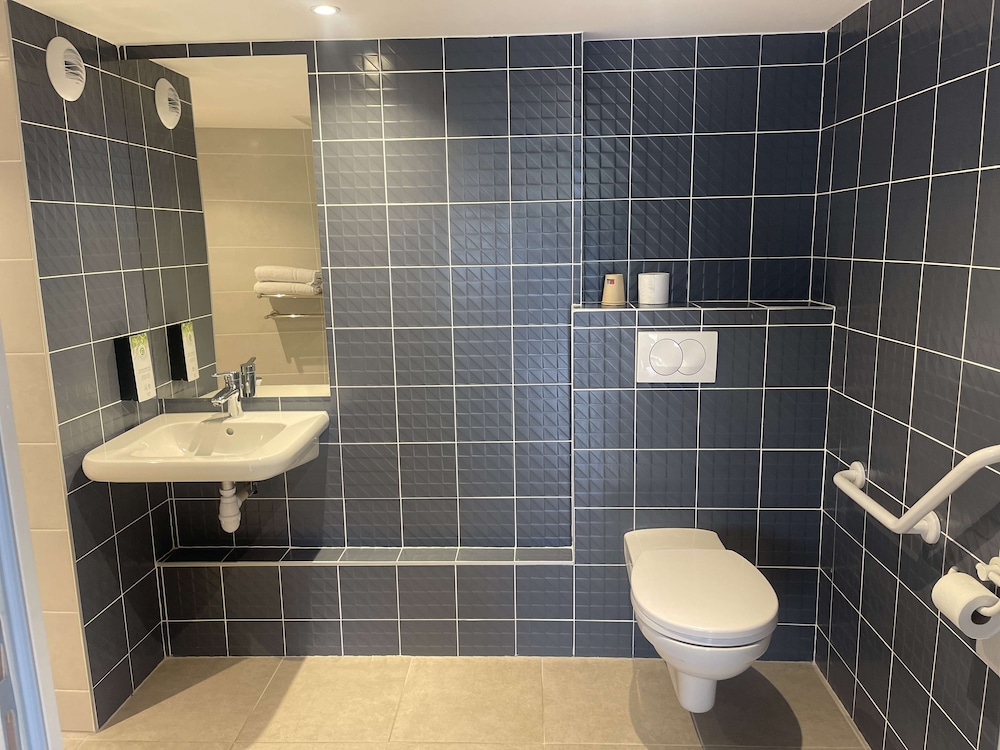 Kyriad Direct Montpellier Ouest Saint Jean De Vedas 50/55