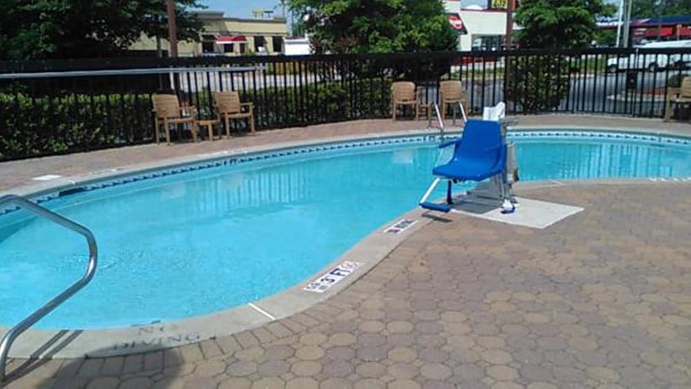 Comfort Inn and Suites Thomson 5/36