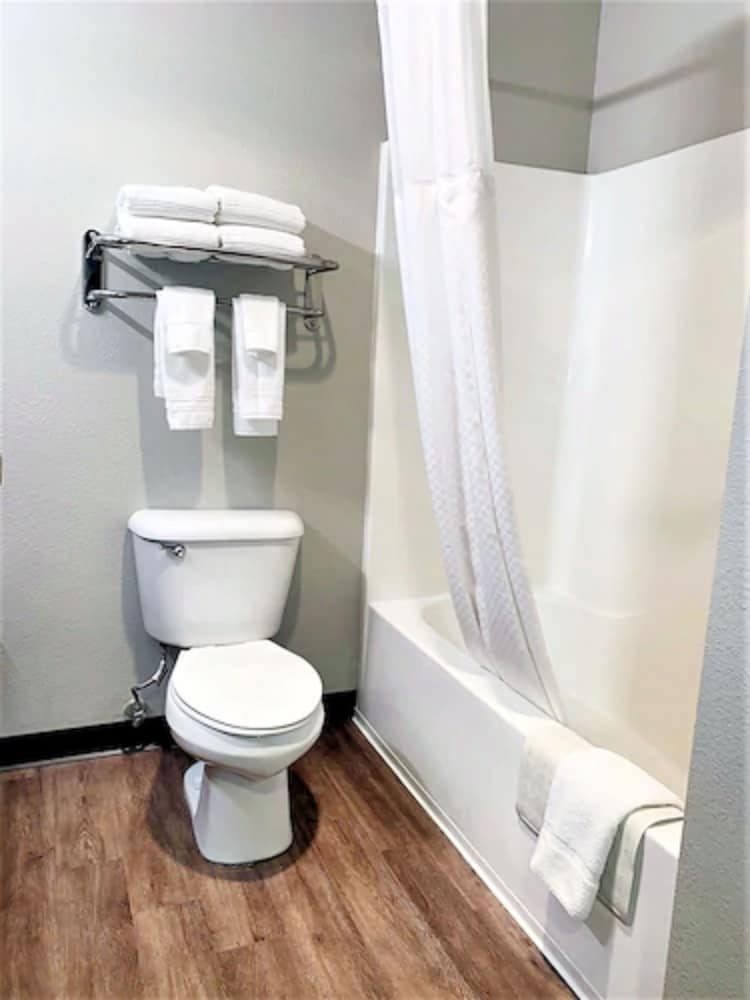 Days Inn by Wyndham Bernalillo 29/43