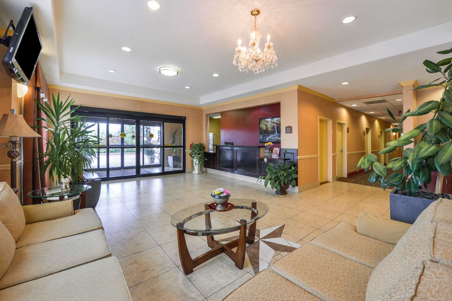 Americas Best Value Inn & Suites Livingston 21/38