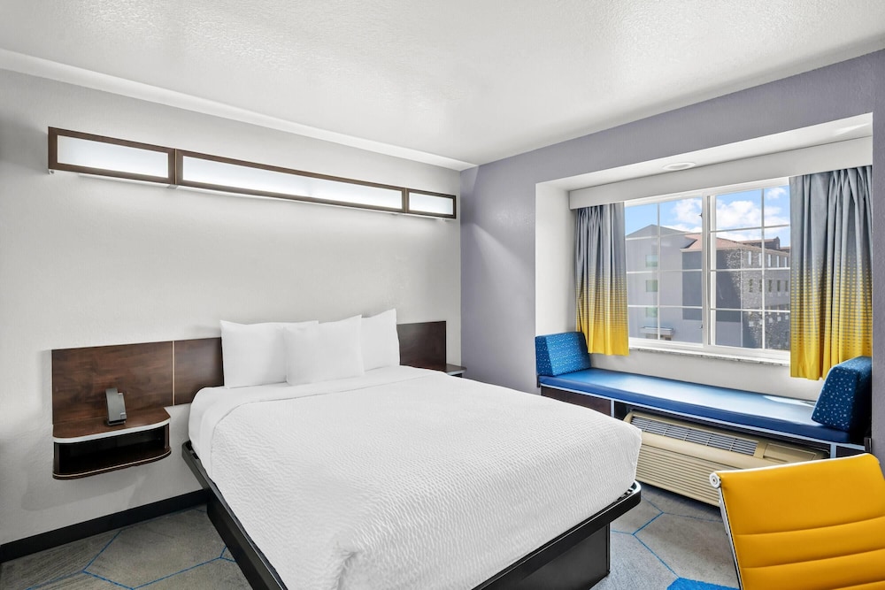 Microtel Inn & Suites by Wyndham Searcy 21/50