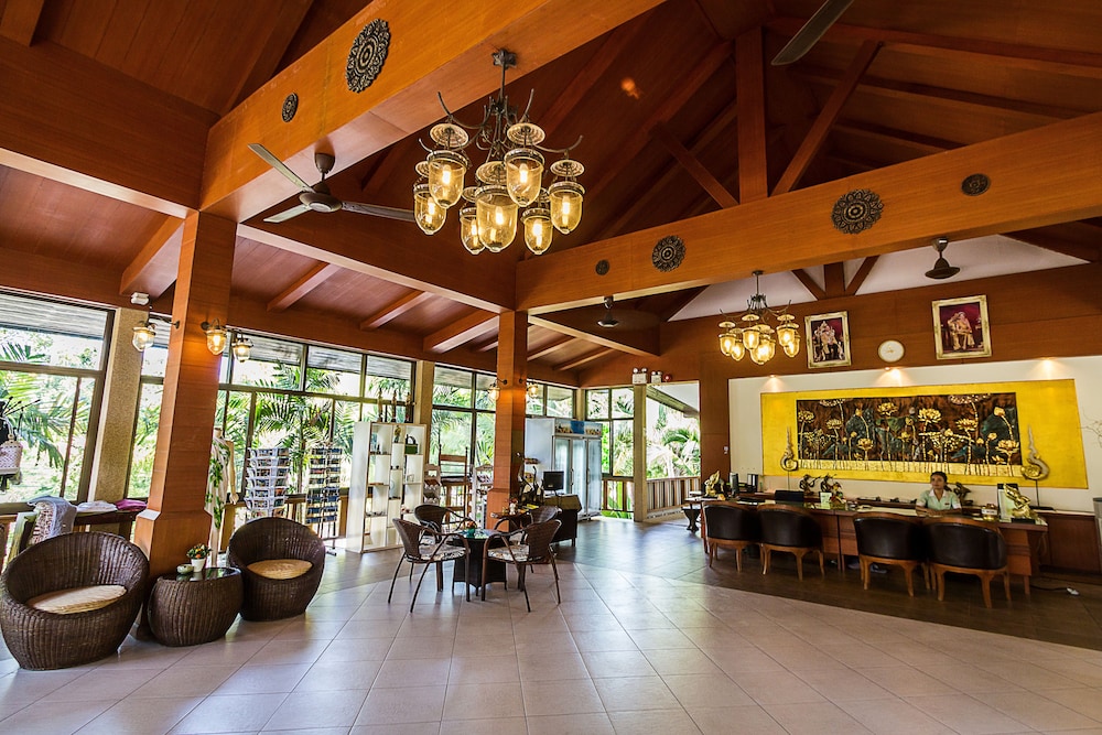 Coco Palm Beach Resort 49/66