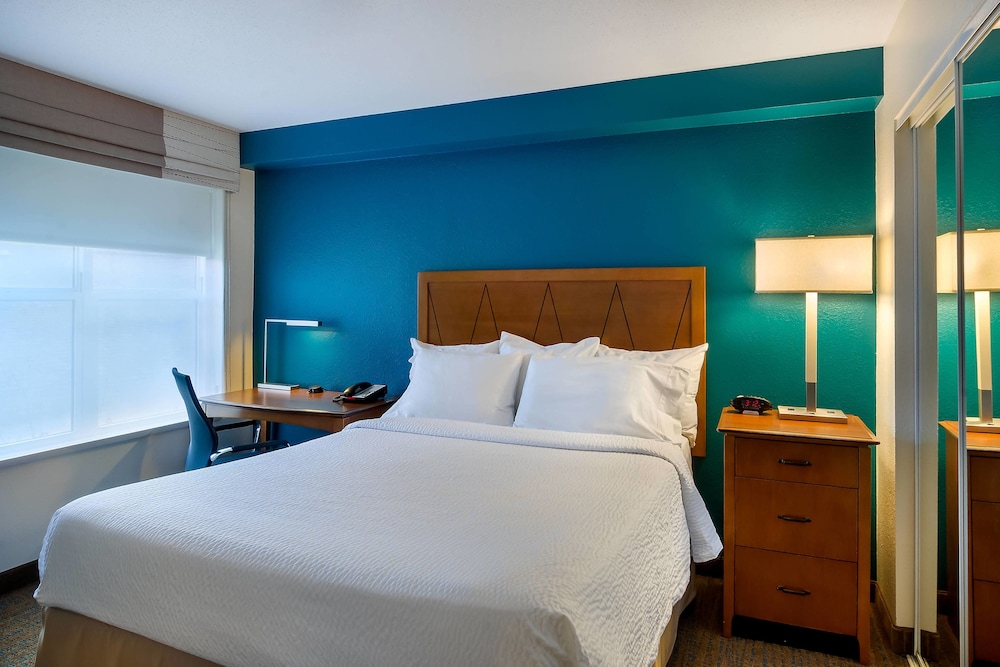 Residence Inn By Marriott Madison West Middleton 8/50