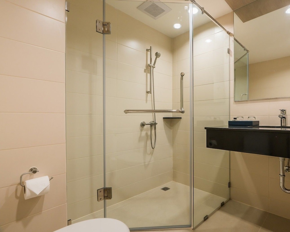 Rattanachol Hotel 47/50