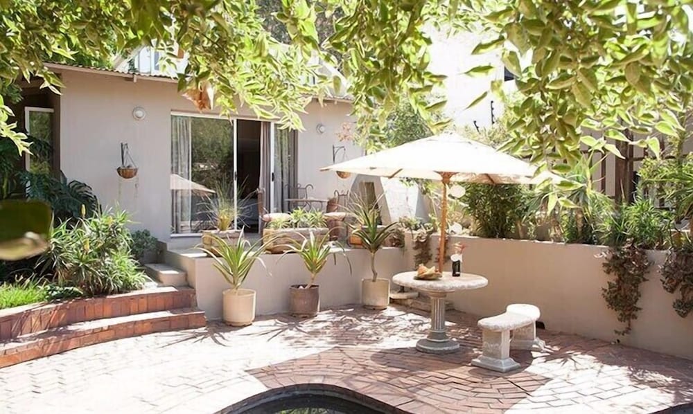 Little Forest Guest House 27/37
