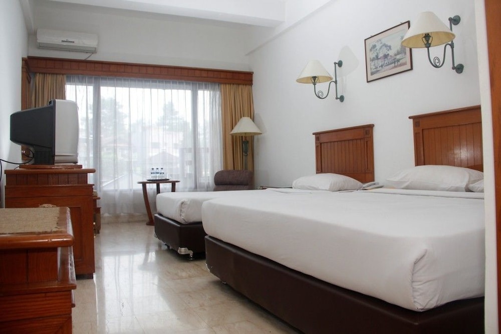 Parama Hotel Puncak 12/23