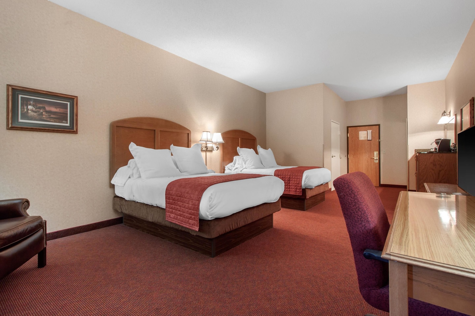 غرفة قياسية بسريرين كوين، Norfolk Lodge Suites Ascend Hotel Collection 2/10