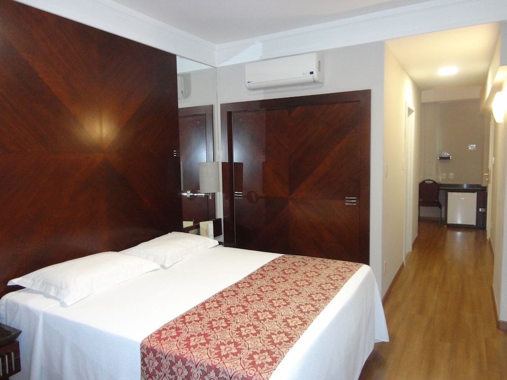 Bourbon Londrina Hotel 8/75