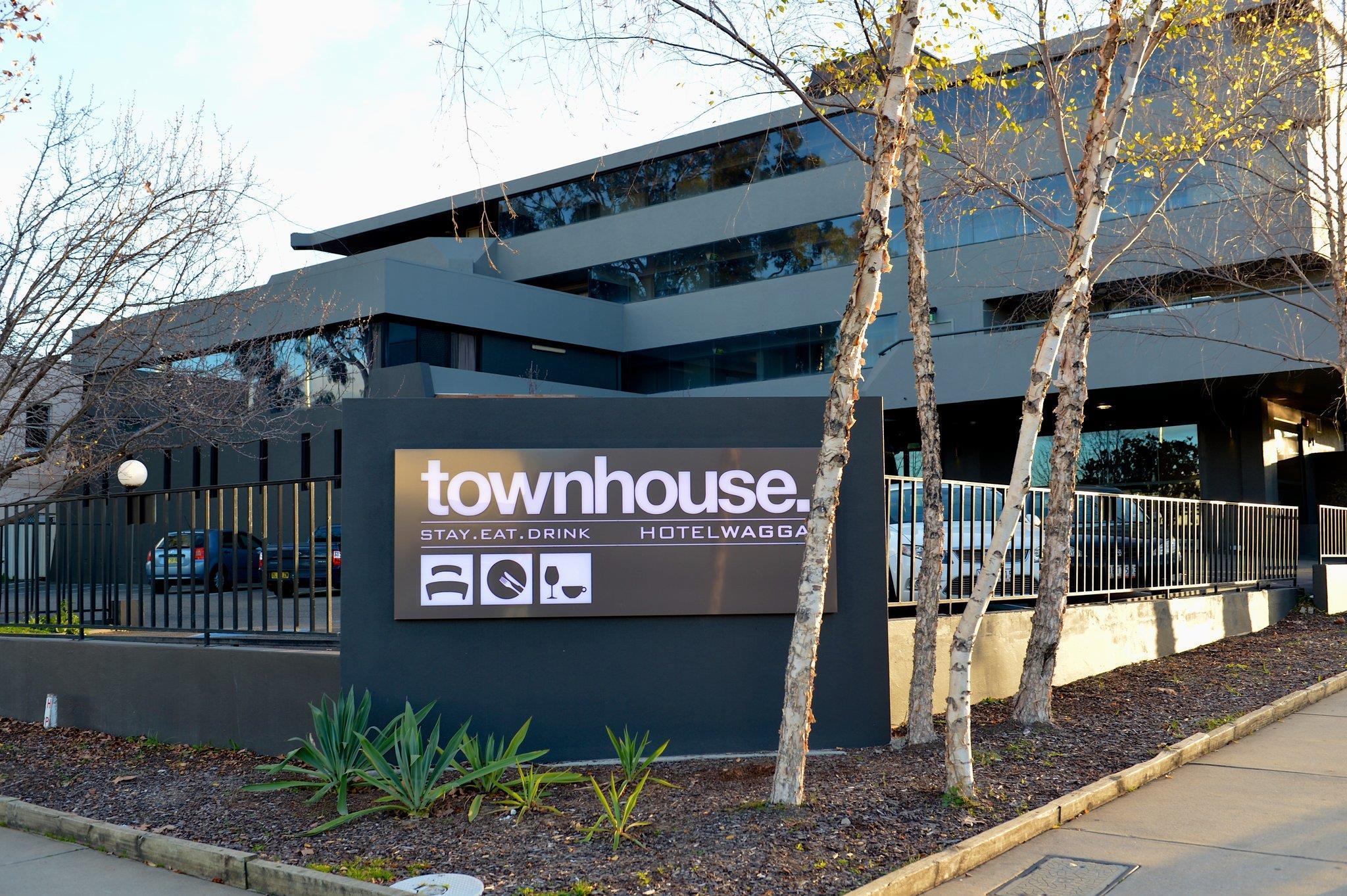 Townhouse Hotel 2/38