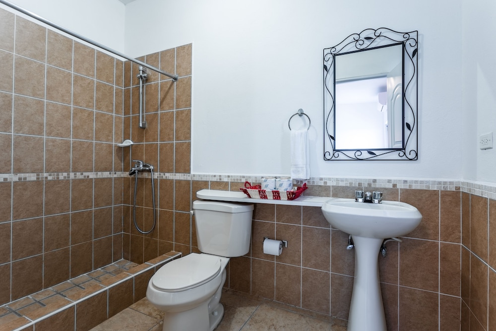 La Vue Boutique Inn 49/50