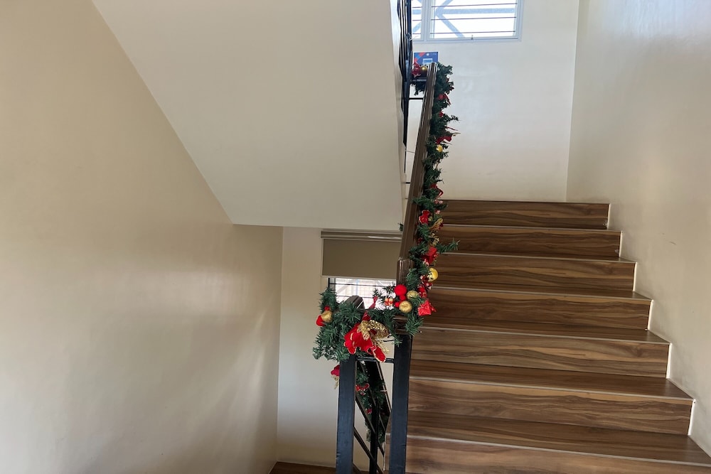 Khotel near T3 Airport 14/48